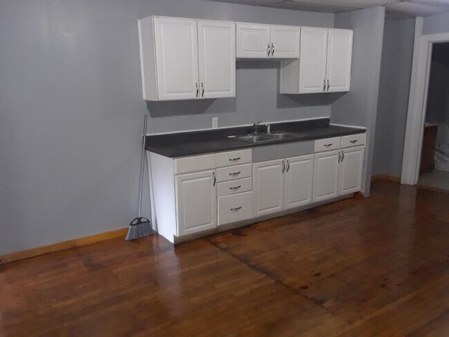 Photo - Christine Avenue Duplex Unidad 2003 Christine Avenue