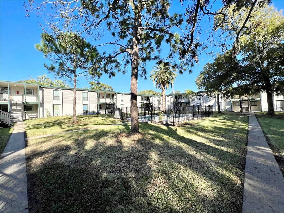 Photo - 130 Oyster Creek Dr Apartment Unit 17