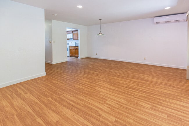 Photo - 98-1796-1796 Ka?ahumanu St