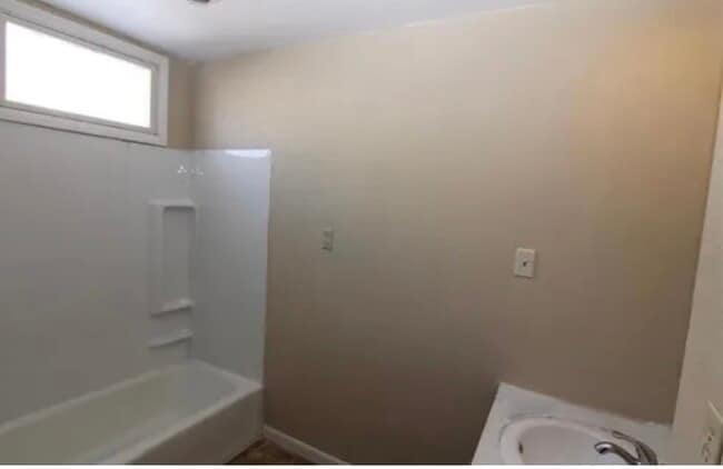 Photo - 1709 Franklin St