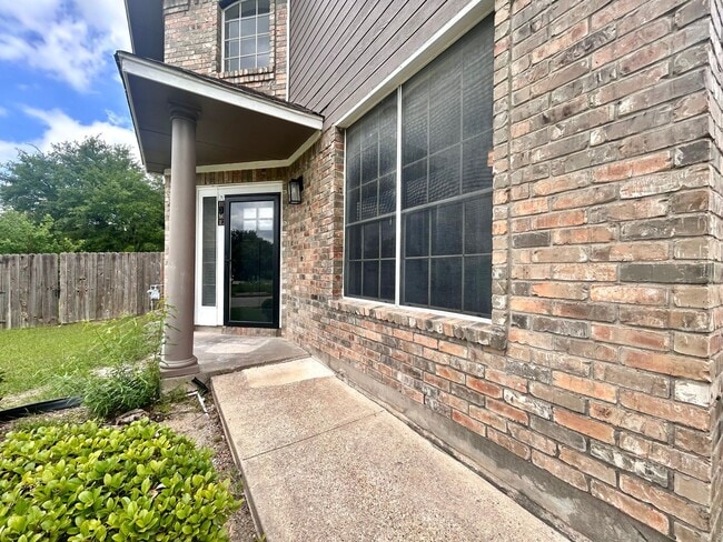 Photo - 17300 Bishopsgate Dr