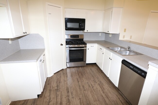 Photo - 21134 Park Mt Dr