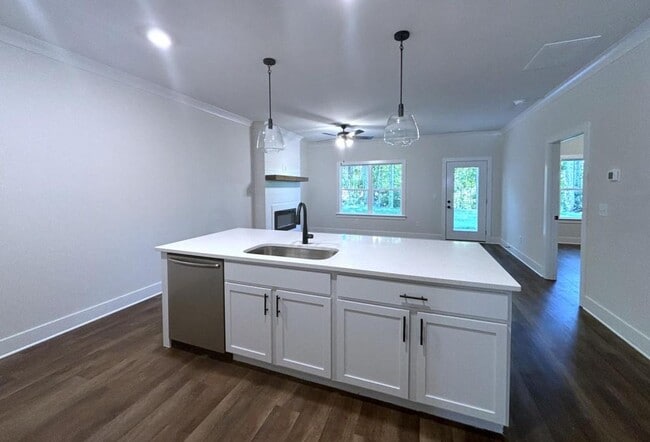 Photo - 74 Village Ct