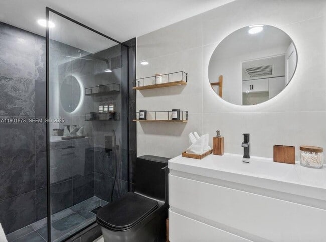 Photo - 19201 Collins Ave Unit 1121