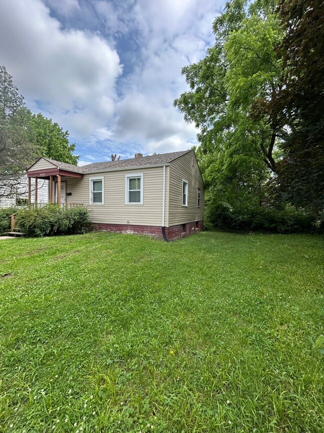Photo - 5510 Avon Pl