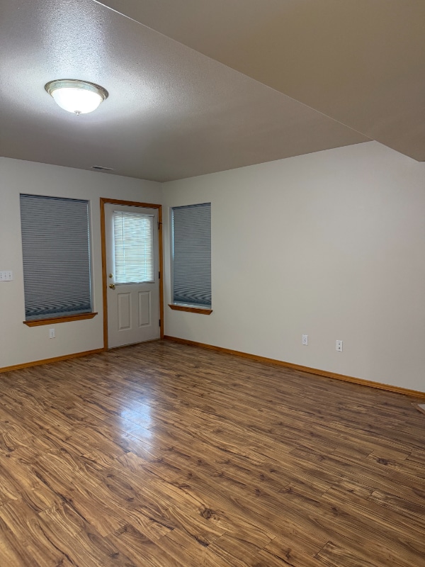 Photo - 1979 Greatview Dr