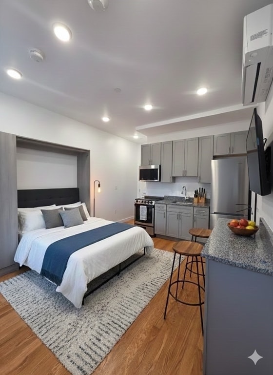 Building Photo - 165 Hawthorne St Unit 203