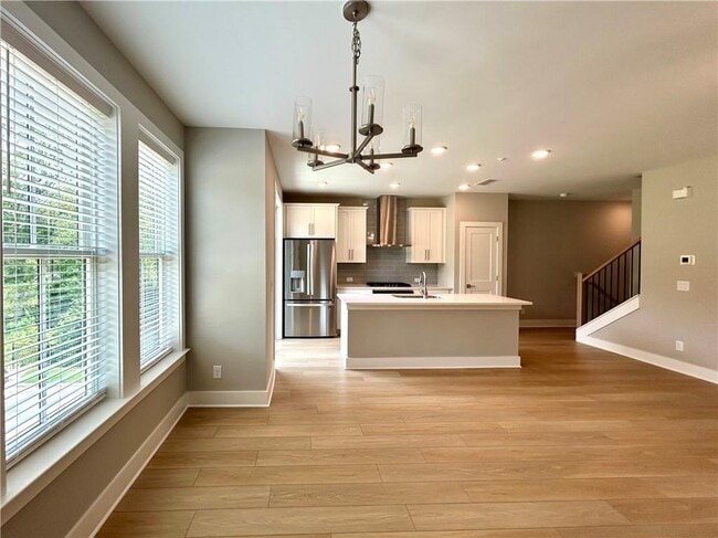 Building Photo - 913 Echo Pk Dr Rental