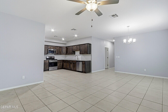 Photo - 11500 Summer Dr