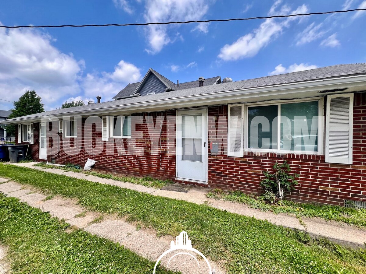 Photo - 379 S Detroit Ave Unit 2