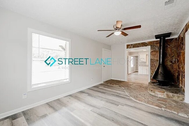 Photo - 1916 Wellborn Dr