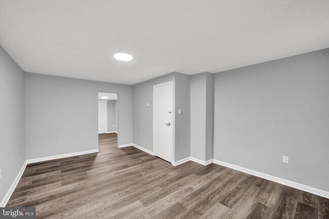 Photo - 110 Crosswicks St Unit 112