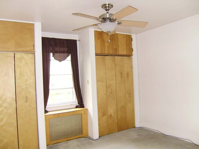 Photo - 5621 Woodmont St Unit 5621