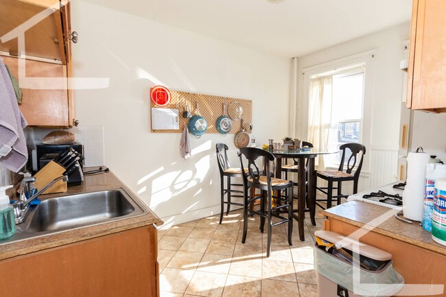9/1 Packard's Corner 2BR with heat inc, hu... - 9/1 Packard's Corner 2BR with heat inc, hu... Rental