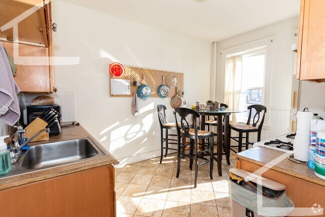 Building Photo - 9/1 Packard's Corner 2BR with heat inc, hu... Rental