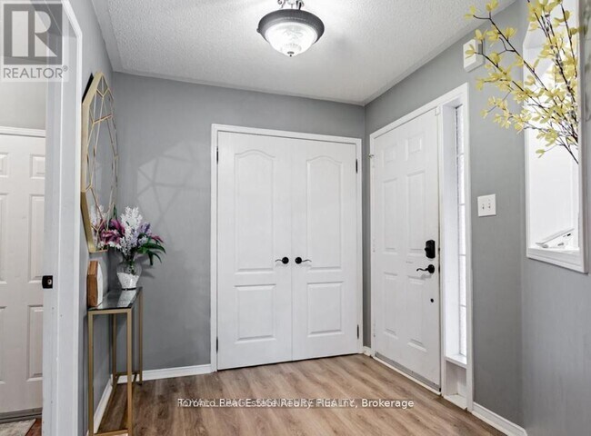 Photo - 18 Preston Ave