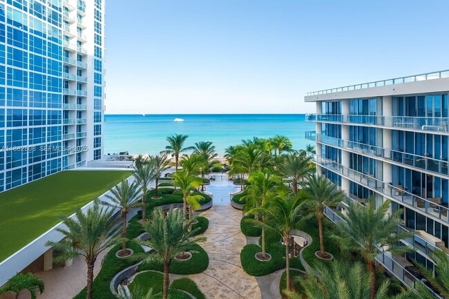 Building Photo - 6799 Collins Ave Unit 311