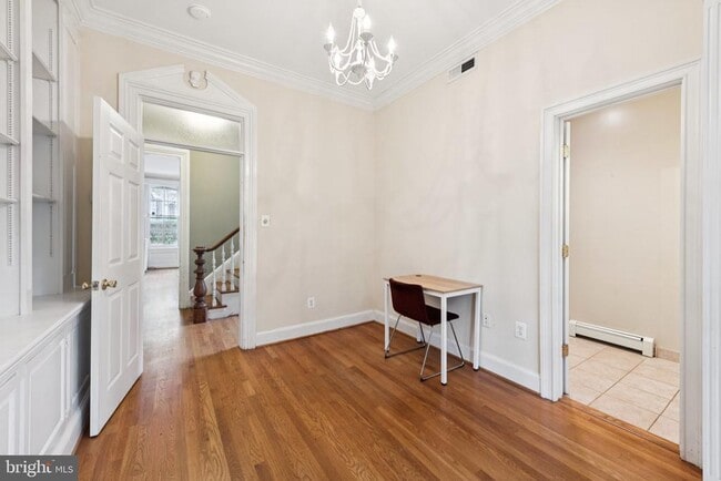 Photo - 1225 30th St NW