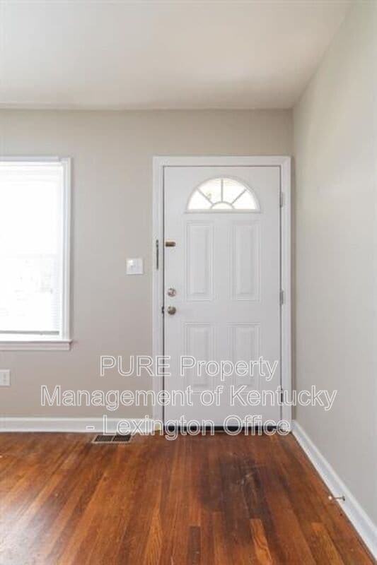 Photo - 817 Marcellus Dr