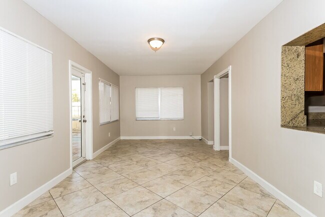 Photo - 22025 Flanders Ct