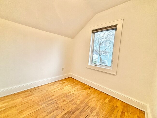 Photo - 218 St John St Unit 218