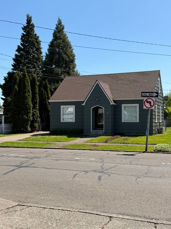 Photo - Charming 3 Bedroom with a Large Fenced Yard!