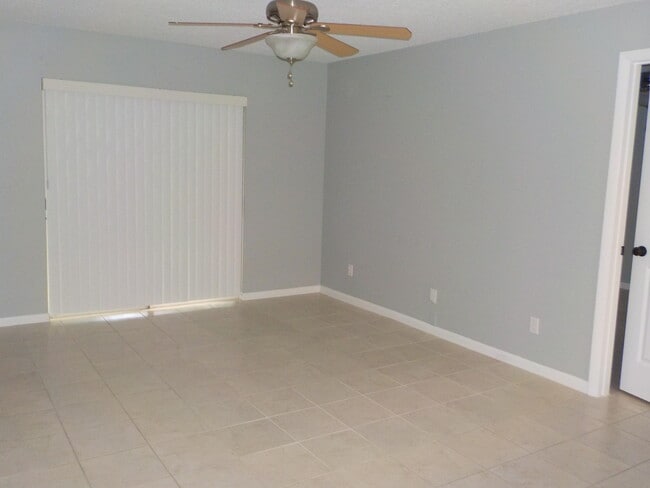 Photo - 1617 Sunny Brook Ln Unit 203