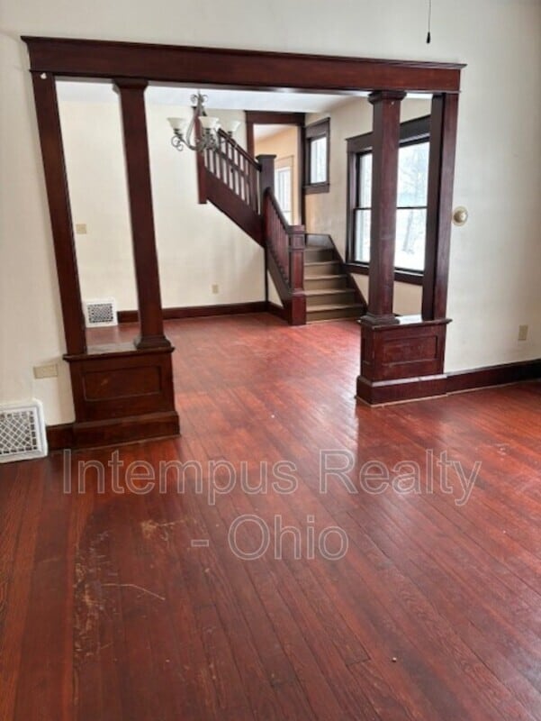 Photo - 241 Sexton St