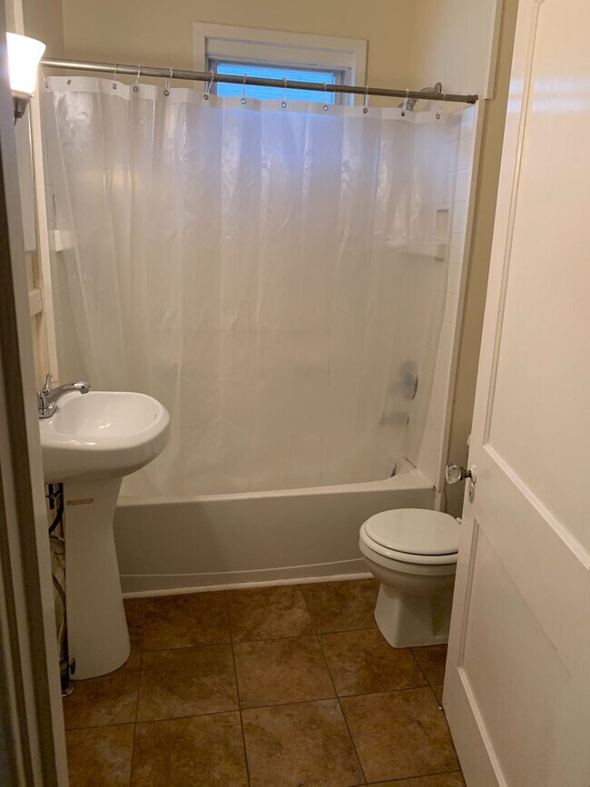 372 Bucoto Ct Unit A