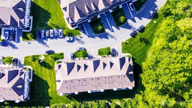 Photo - 122 Morgan Way