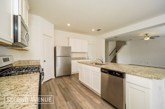 Photo - 10914 Juliette Pass