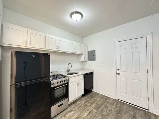 Photo - 5710 N Winthrop Ave Unidad 901