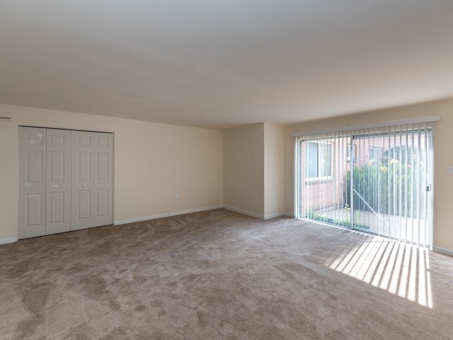 Photo - Thayer Terrace