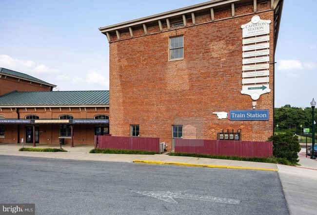 Photo - 209 E Martin St Unidad Apt B