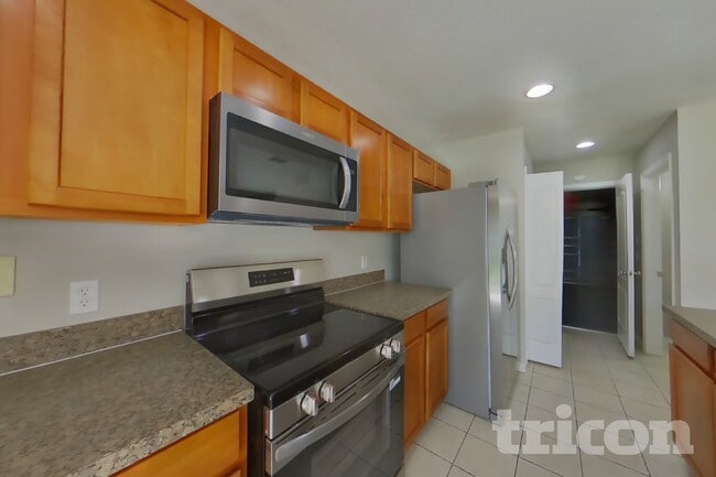 Photo - 1708 Portcastle Cir