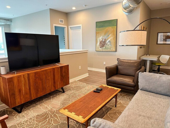 625 S Goodman St Unit SI ID1094659P