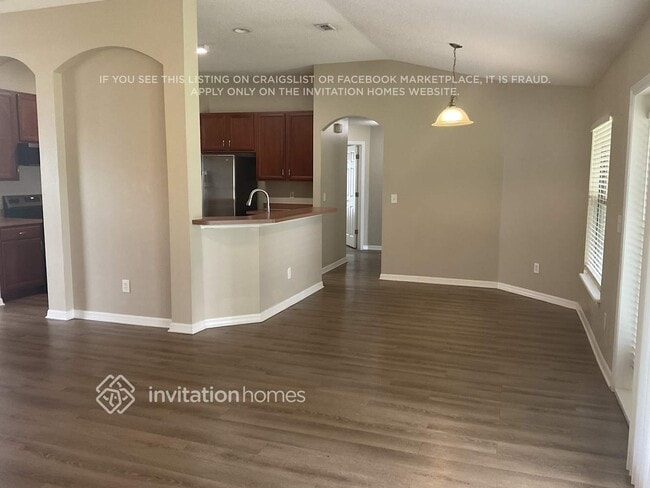 Photo - 1714 Garden View St