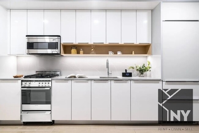 20 Wall St Unit 2302