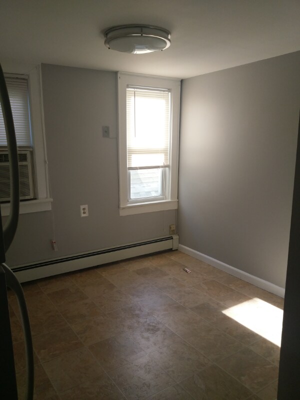 Photo - 571 Avenue A Unidad 4