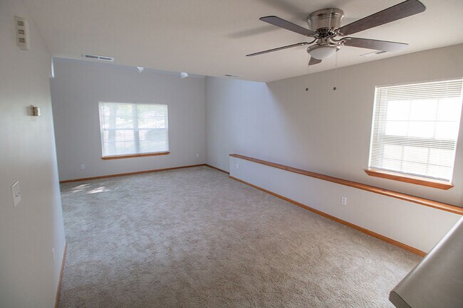 Photo - 1321 Godas Cir