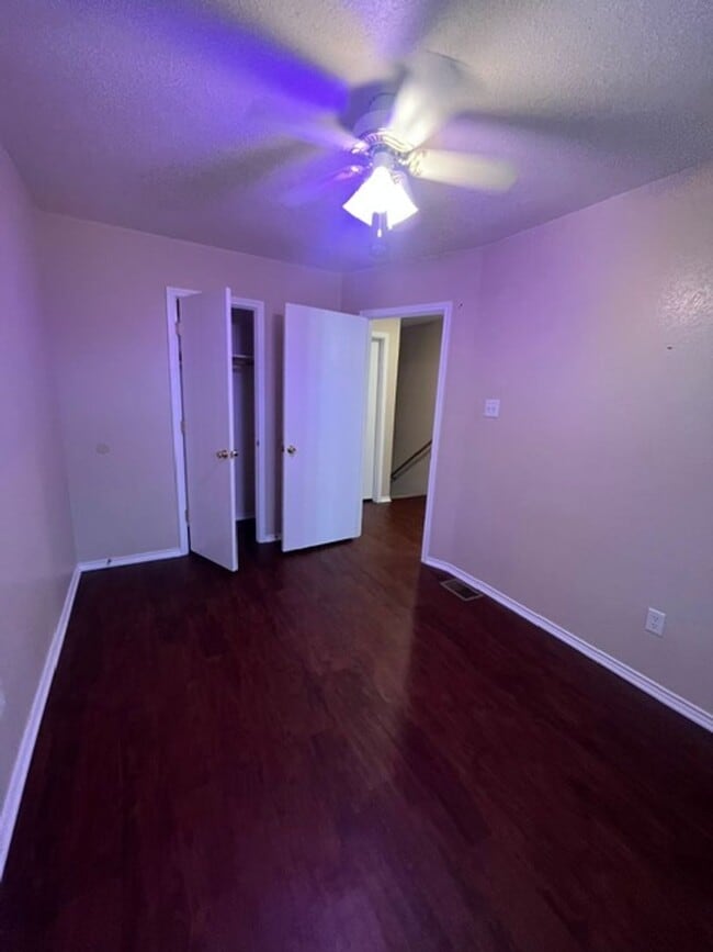 Photo - 4411 Abigail Dr Unit B