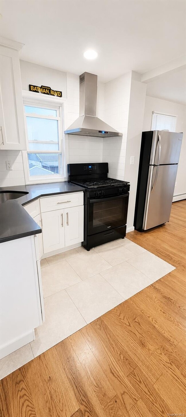 247-38 88th Dr