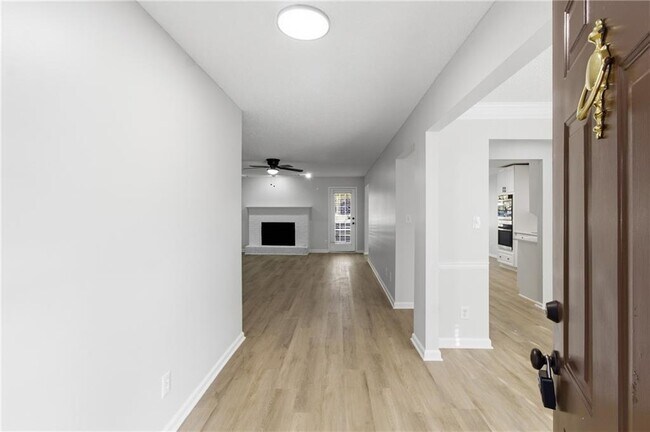 Photo - 2110 Meadow View Ct
