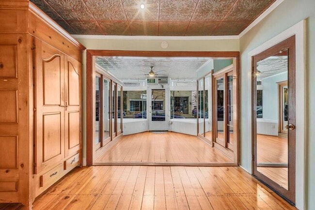 Photo - 1109 Caroline St