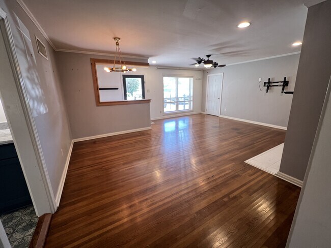 Photo - 129 Fernhill Ave