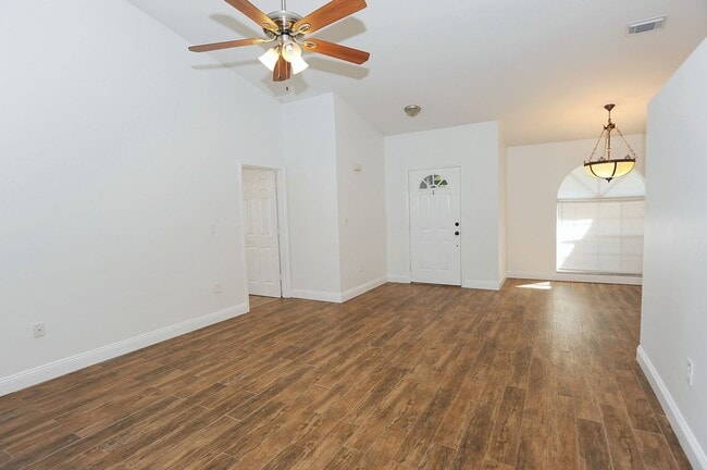 Photo - ANNUAL RENTAL: 3 Bedroom Single Family Home in North Naples