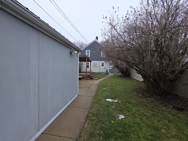 Photo - 4017 S 1st St