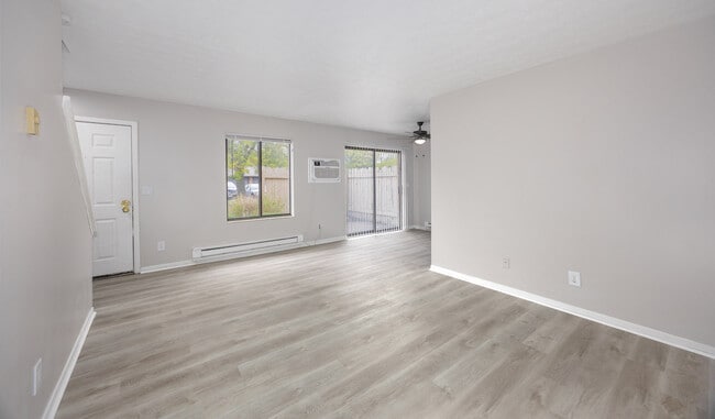 Heather Glen Townhomes