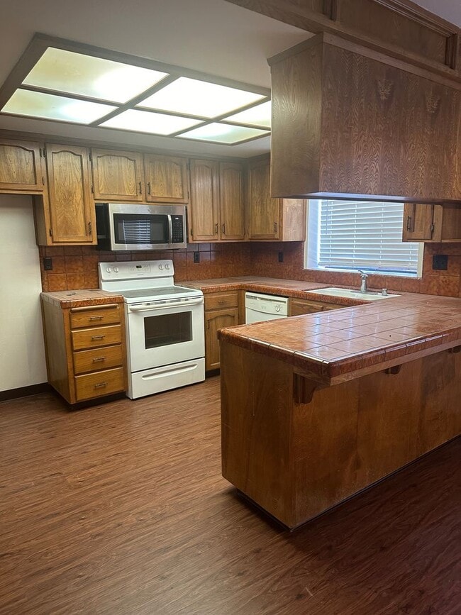 Photo - 4703 W Cypress Ave