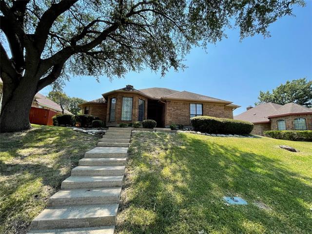 Photo - 700 Dartbrook Dr House